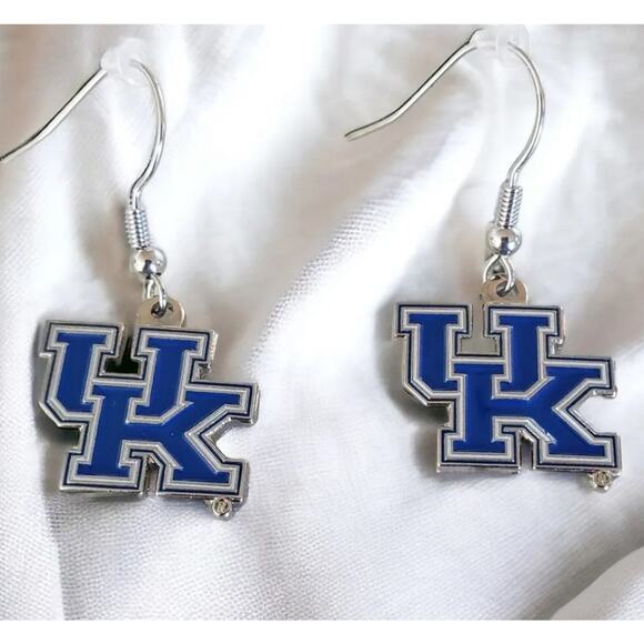 Kentucky UK Silver Drop Earrings - Picture 2 of 2